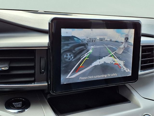 Used 2023 Ford Explorer XLT w/ Equipment Group 202A image 23