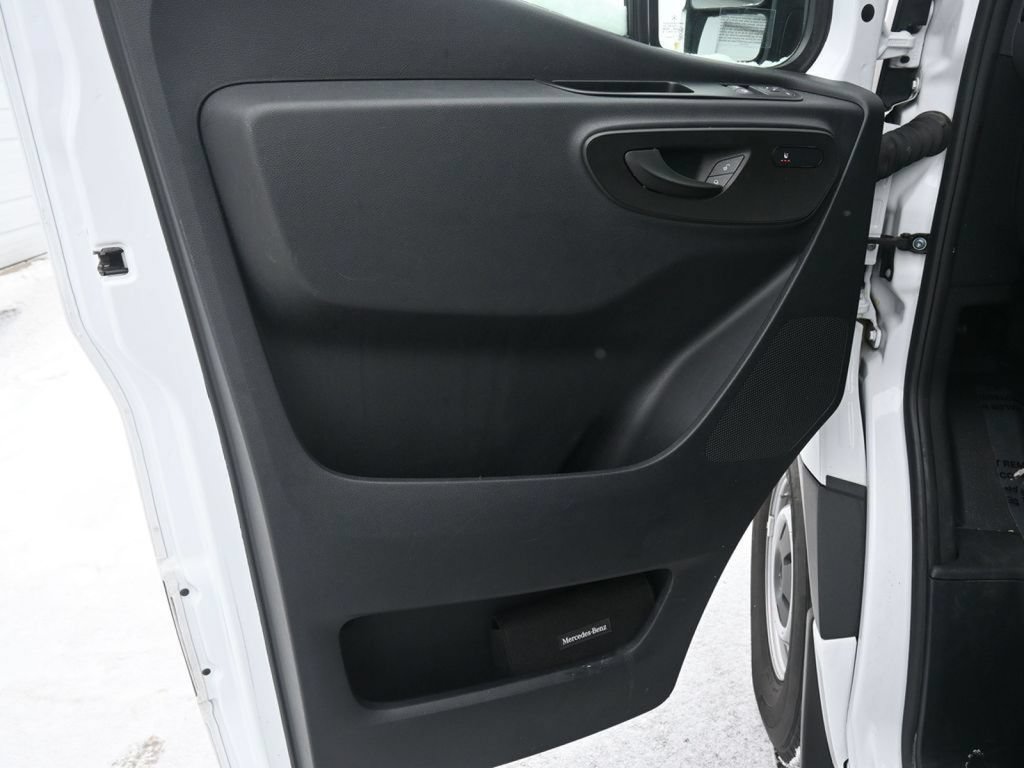 Used 2024 Mercedes-Benz Sprinter 2500 image 17