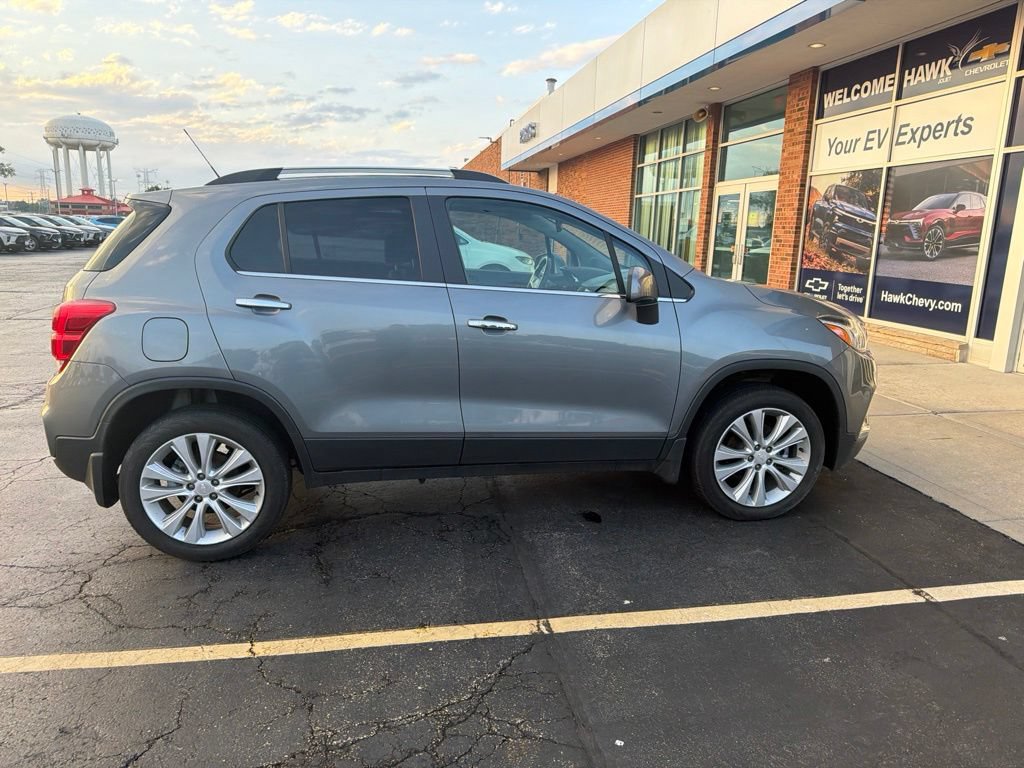 Used 2020 Chevrolet Trax Premier w/ LPO, Protection Package AWD/4WD image 6
