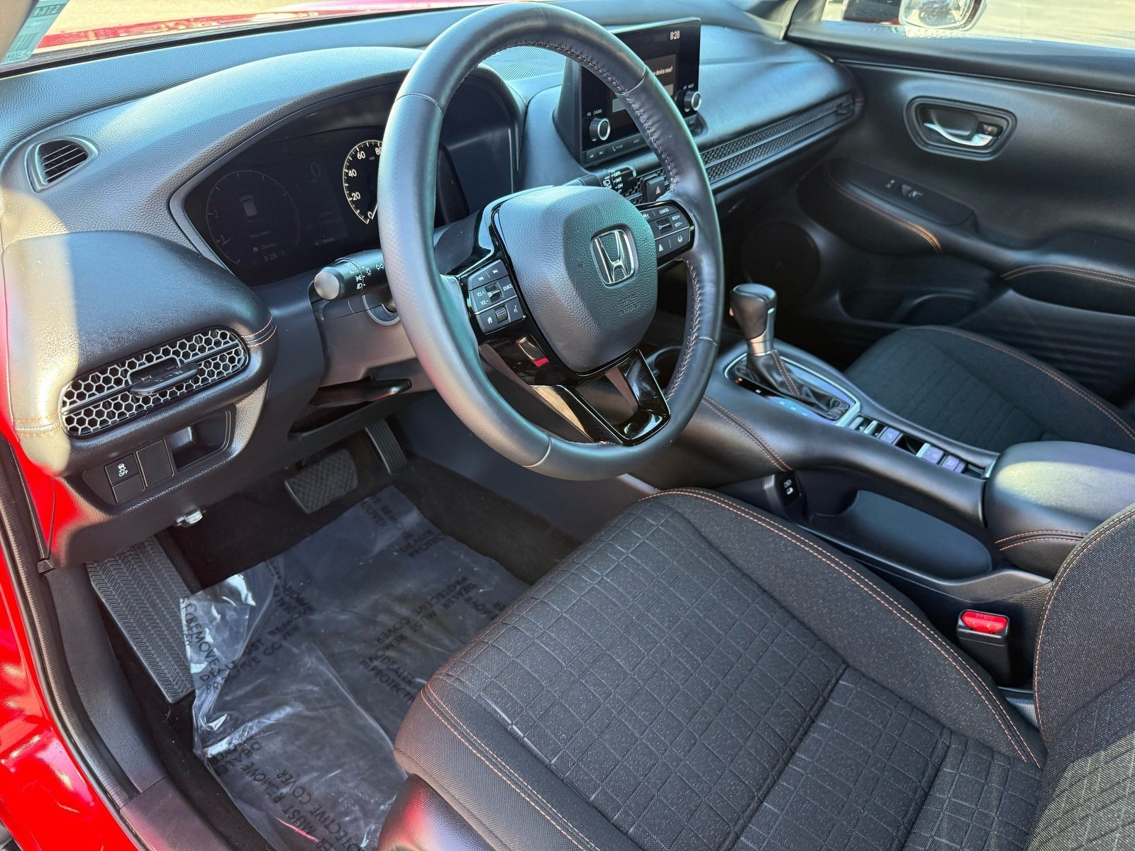 Used 2024 Honda HR-V Sport image 11