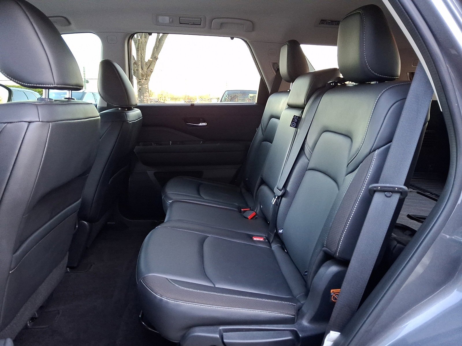 Certified 2022 Nissan Pathfinder SL w/ Lighting Package (N92) AWD/4WD image 10