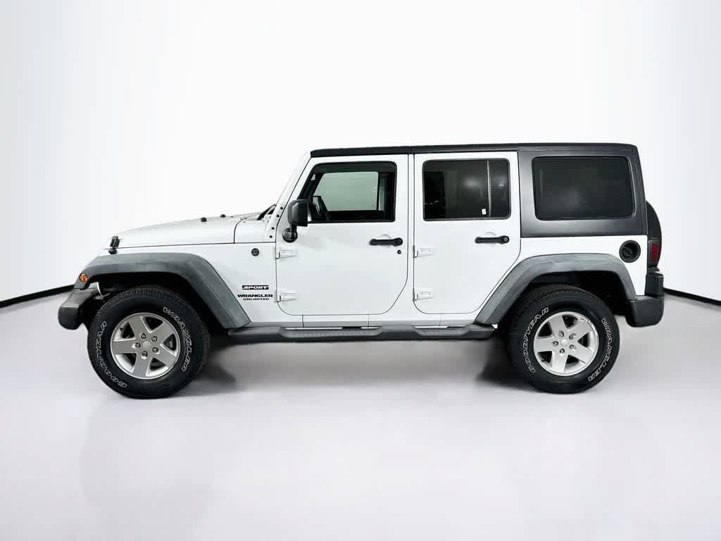Used 2011 Jeep Wrangler Unlimited Sport AWD/4WD image 3