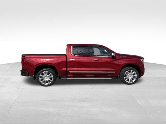 Used 2024 Chevrolet Silverado 1500 High Country w/ Technology Package AWD/4WD image 7