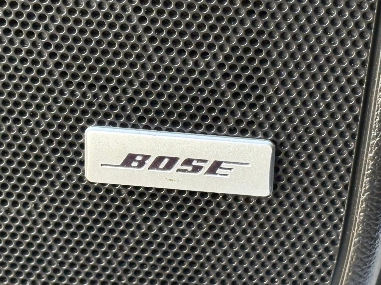 Used 2020 Buick Enclave Premium w/ Sun and Sites Package image 32