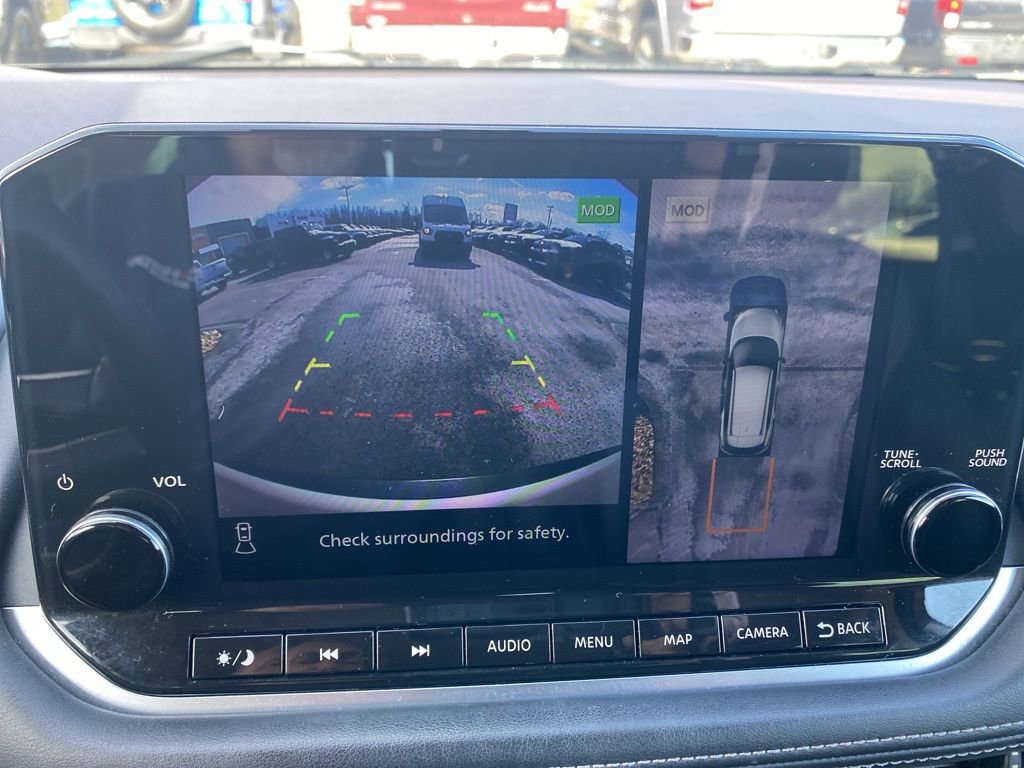 Used 2023 Nissan Rogue SL w/ SL Premium Package image 39