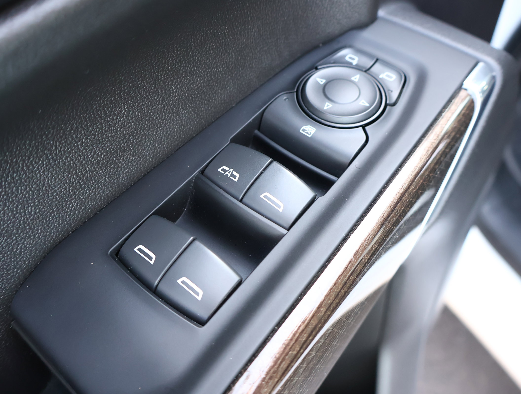 Used 2022 Chevrolet Silverado 1500 RST AWD/4WD image 8