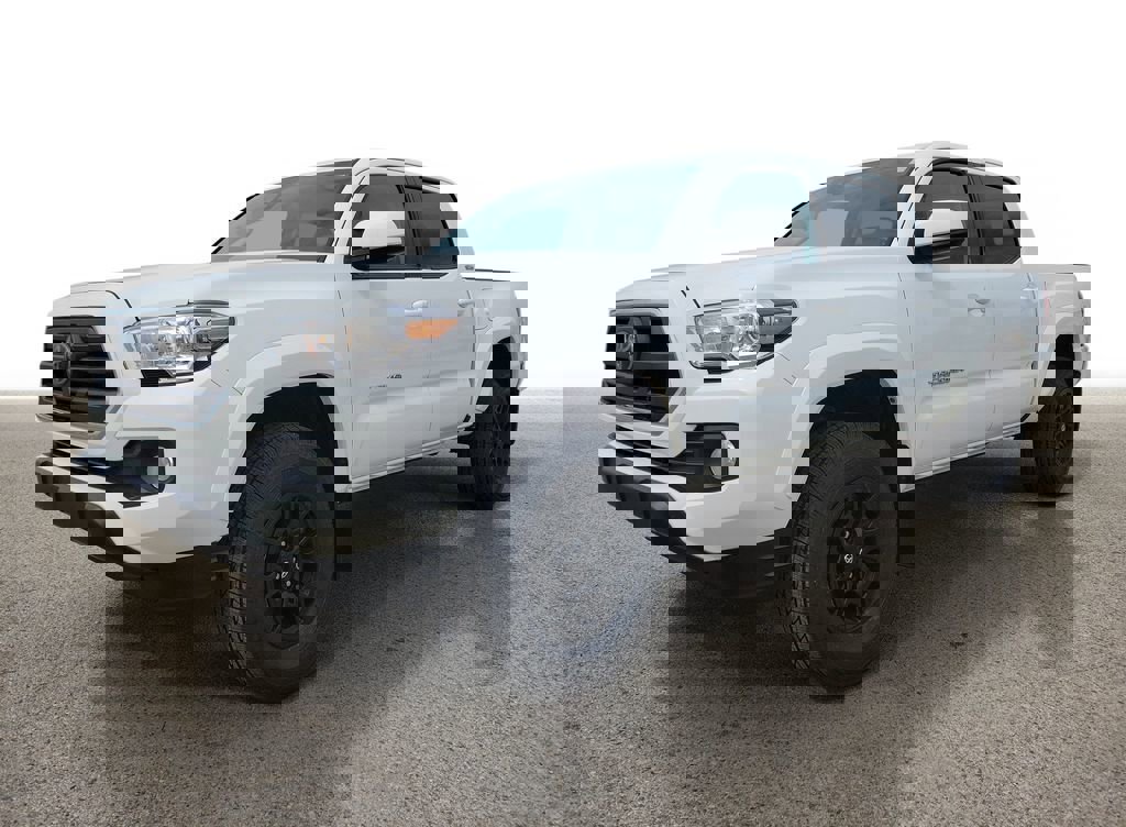 Used 2019 Toyota Tacoma SR5 image 2