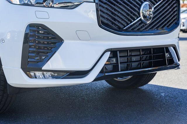 New 2026 Volvo XC60 B5 Ultra w/ Protection Package Premier image 12