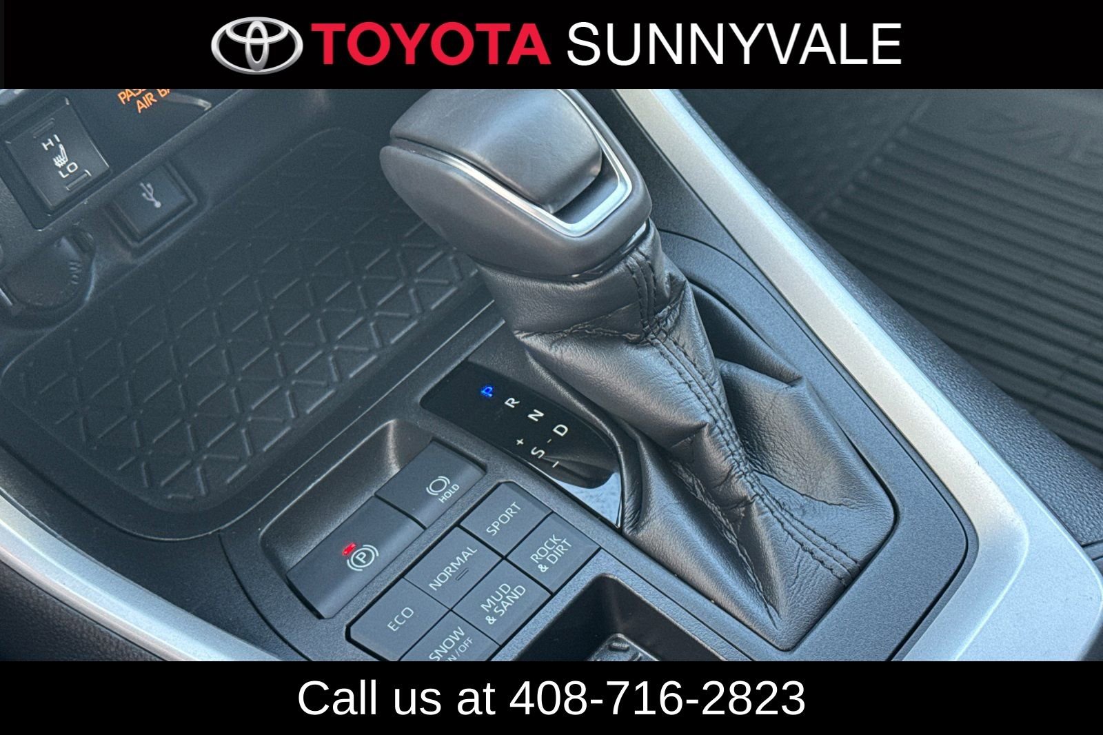 Certified 2022 Toyota RAV4 XLE Premium AWD/4WD image 26