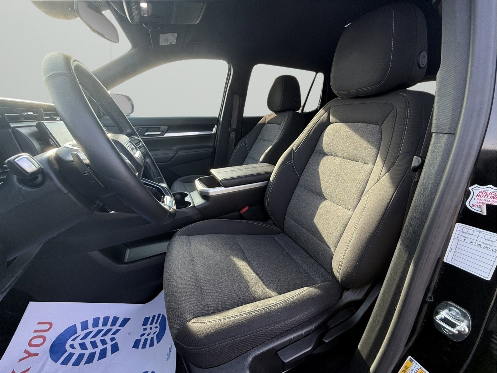 Used 2025 GMC Terrain Elevation image 8