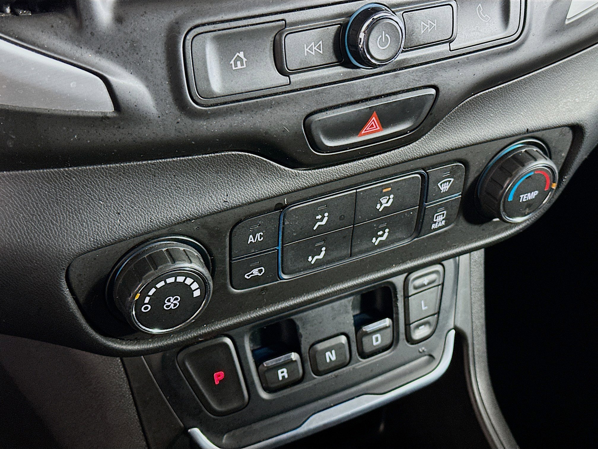 Used 2018 GMC Terrain SLE image 22