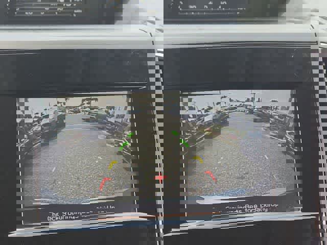 Used 2021 Subaru Forester Premium AWD/4WD image 29