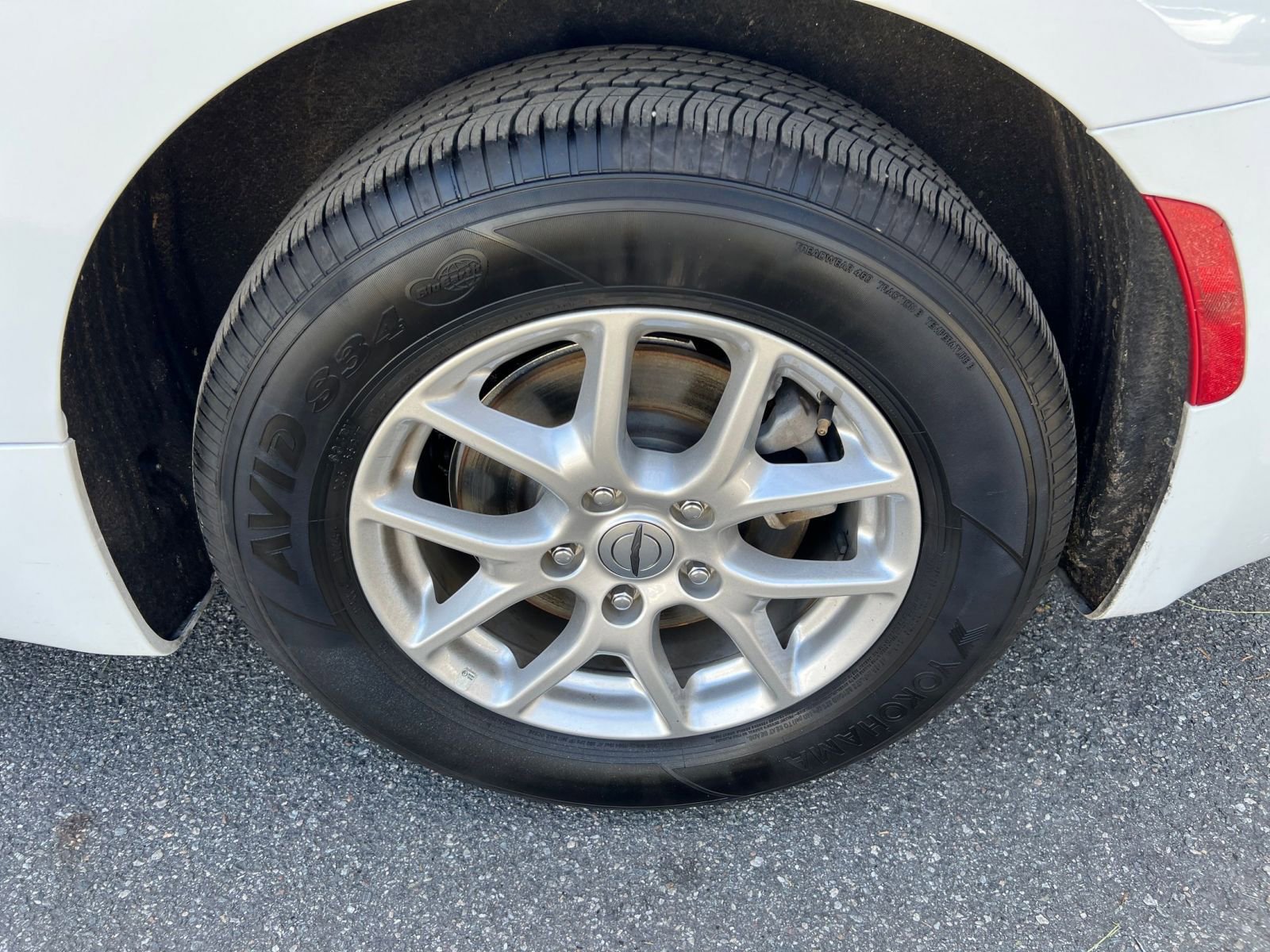 Used 2025 Chrysler Pacifica Select image 33