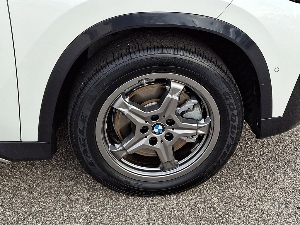 Used 2023 BMW X1 xDrive28i w/ Premium Package image 8