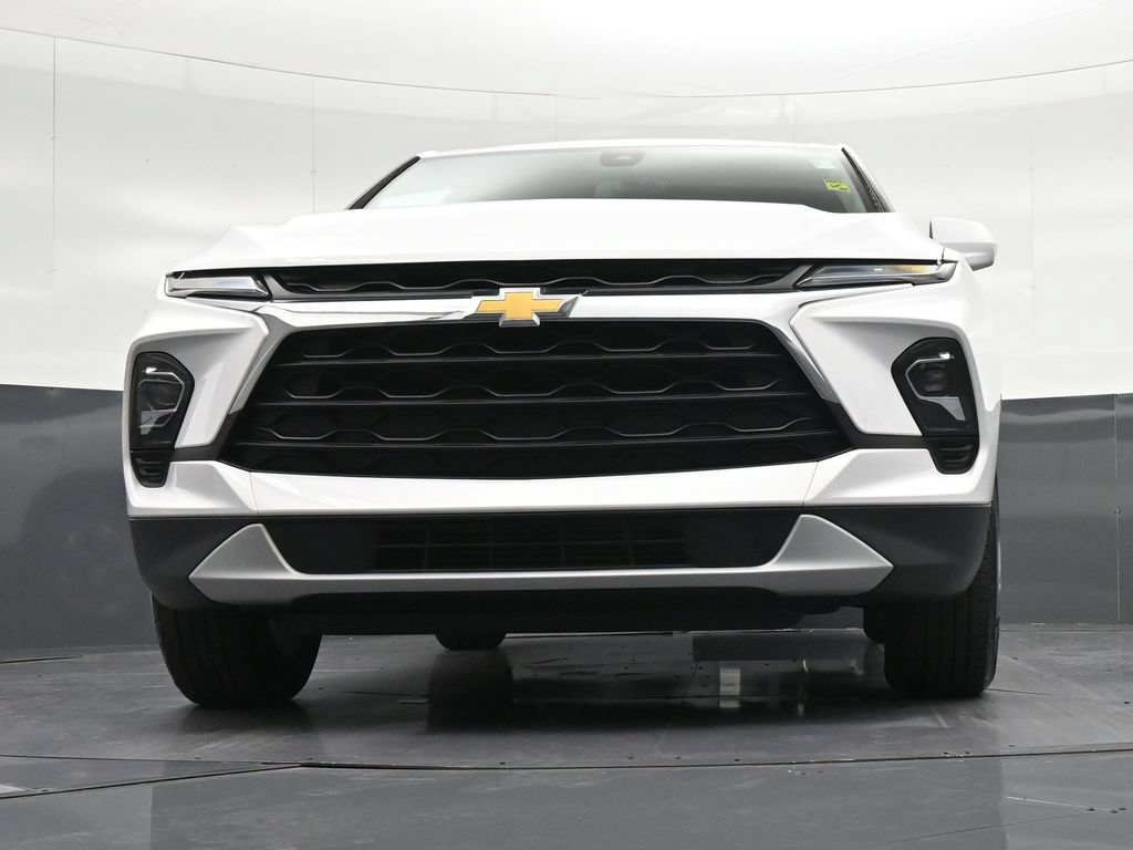 Used 2023 Chevrolet Blazer LT FWD image 33