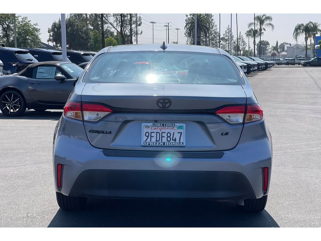 Used 2023 Toyota Corolla LE FWD image 4