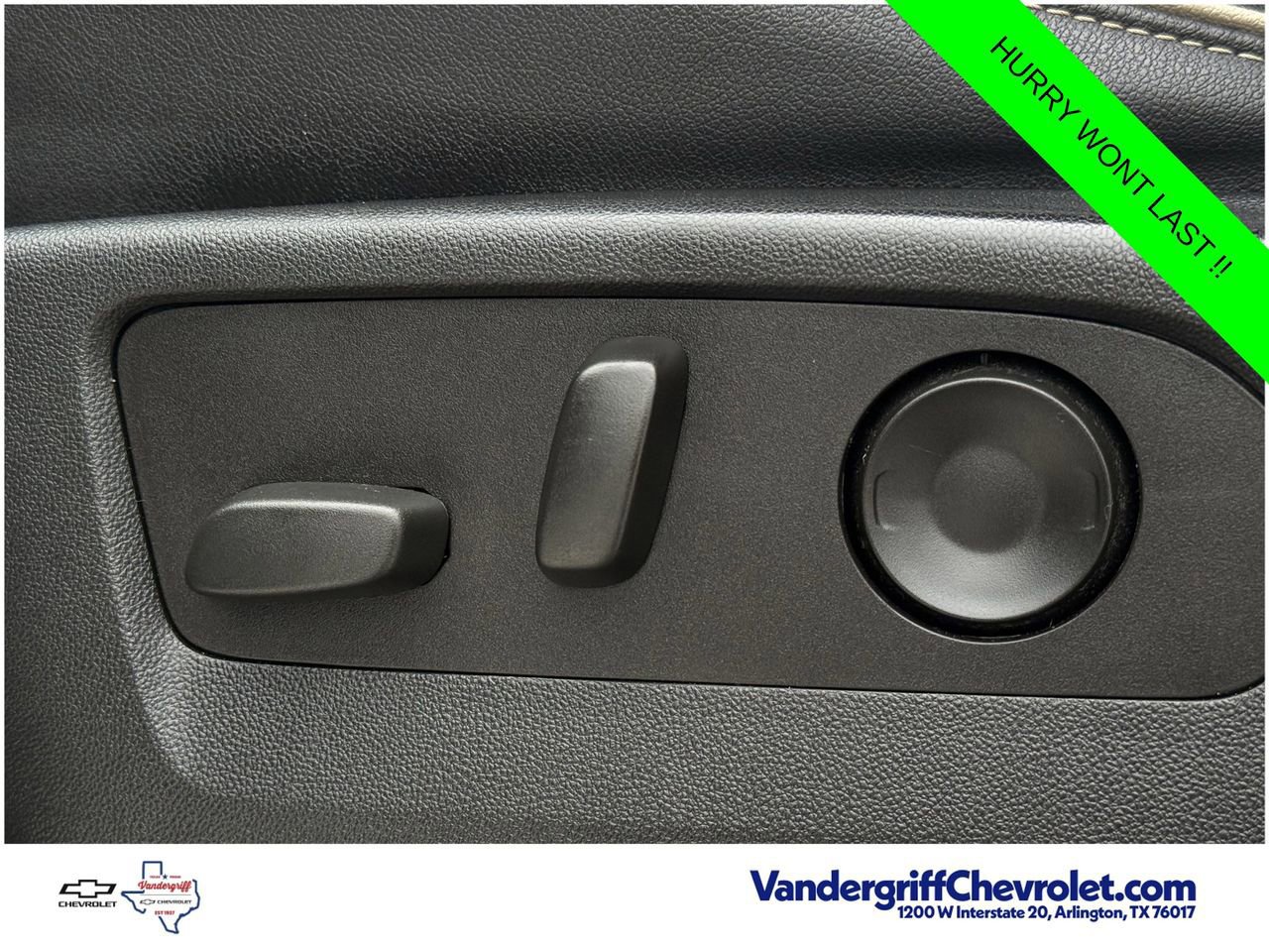 Used 2022 GMC Yukon SLT w/ SLT Luxury Package AWD/4WD image 22