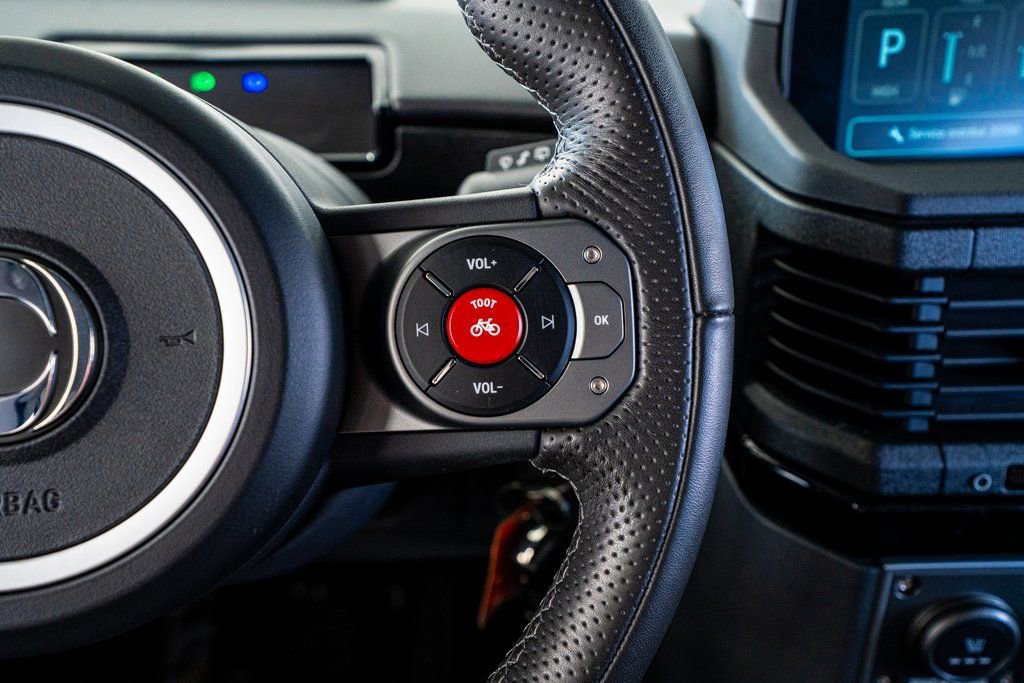 Used 2024 INEOS Grenadier Fieldmaster Edition image 45