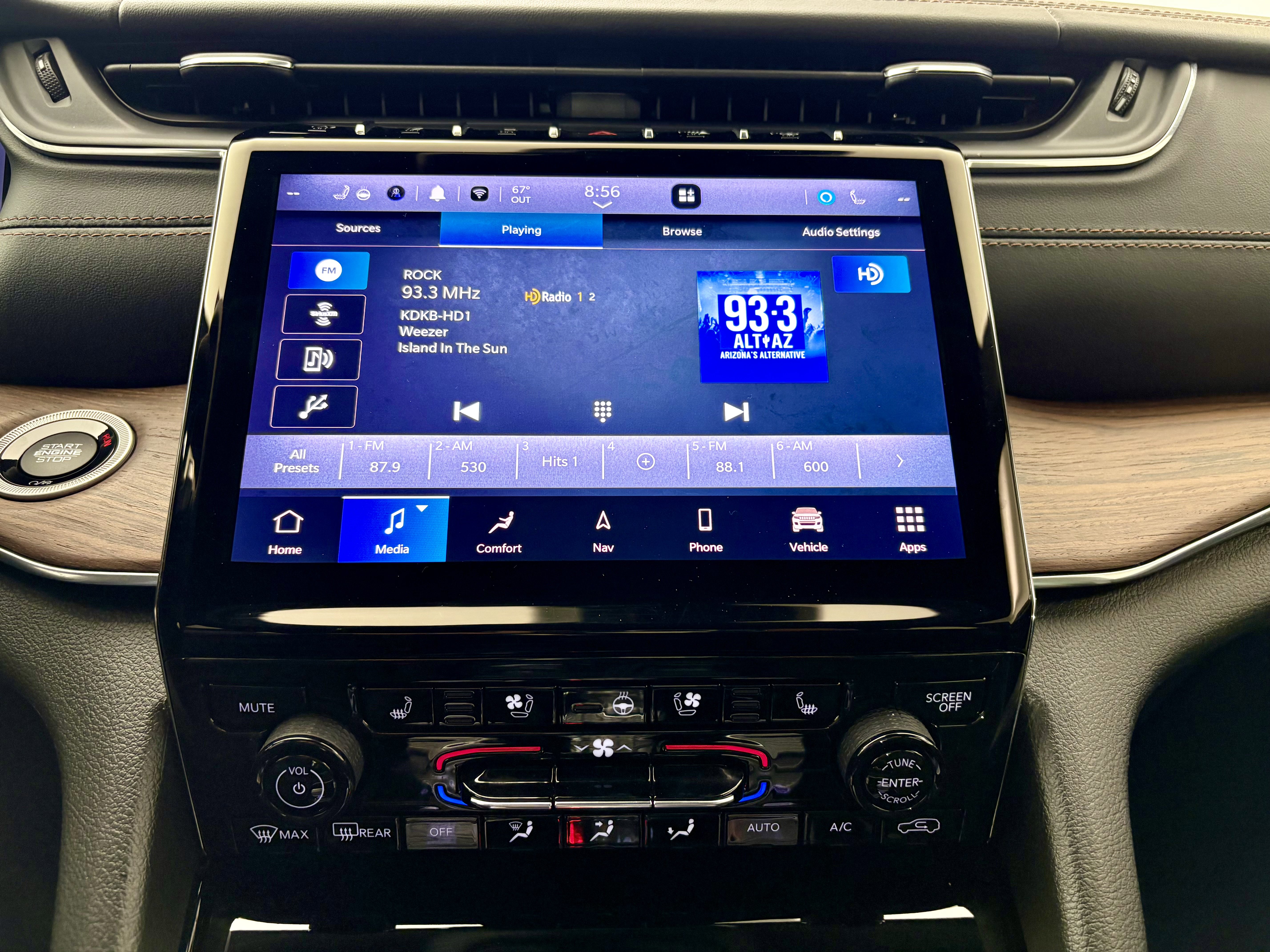 Certified 2023 Jeep Grand Cherokee L Summit w/ Advanced Protech Group IV AWD/4WD image 20