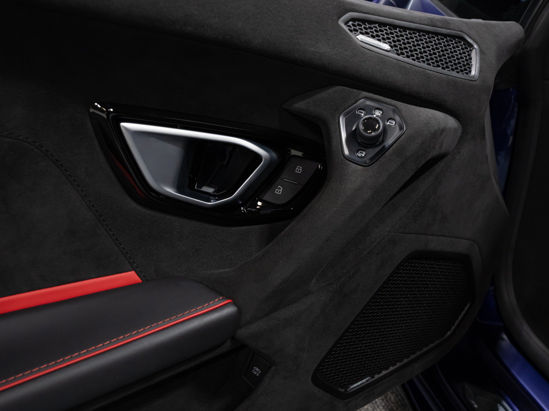 Used 2024 Lamborghini Huracan Tecnica RWD image 32