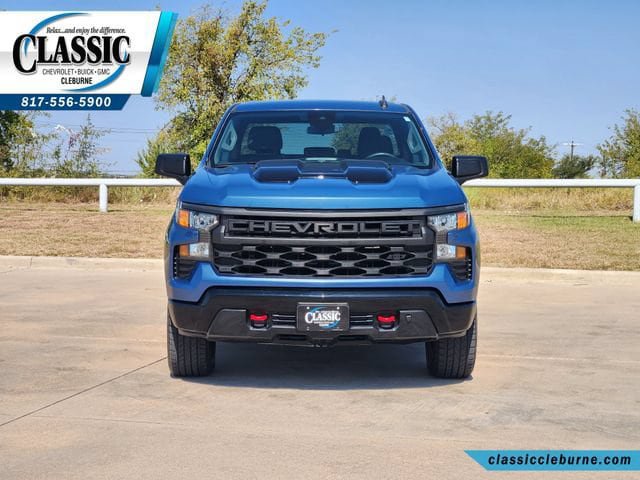 Used 2024 Chevrolet Silverado 1500 Custom Trail Boss w/ LPO, Dark Essentials Package AWD/4WD image 5