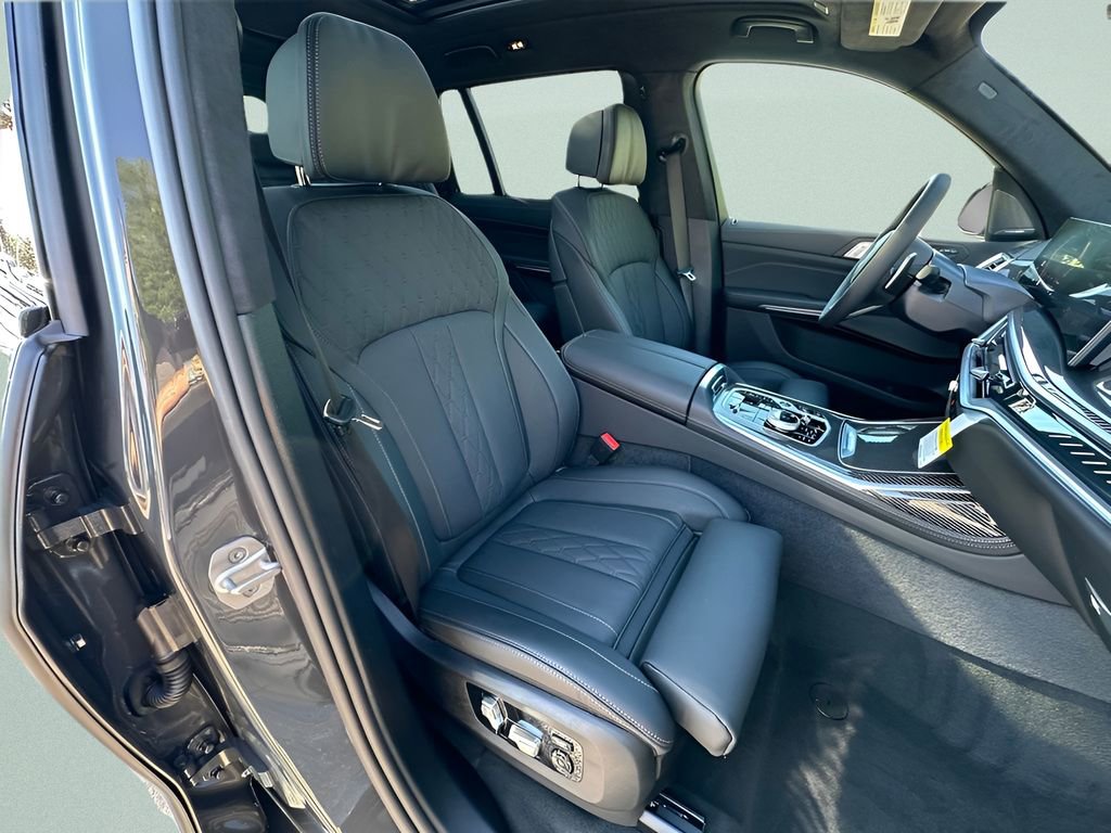 New 2027 BMW X7 M60i AWD/4WD image 23