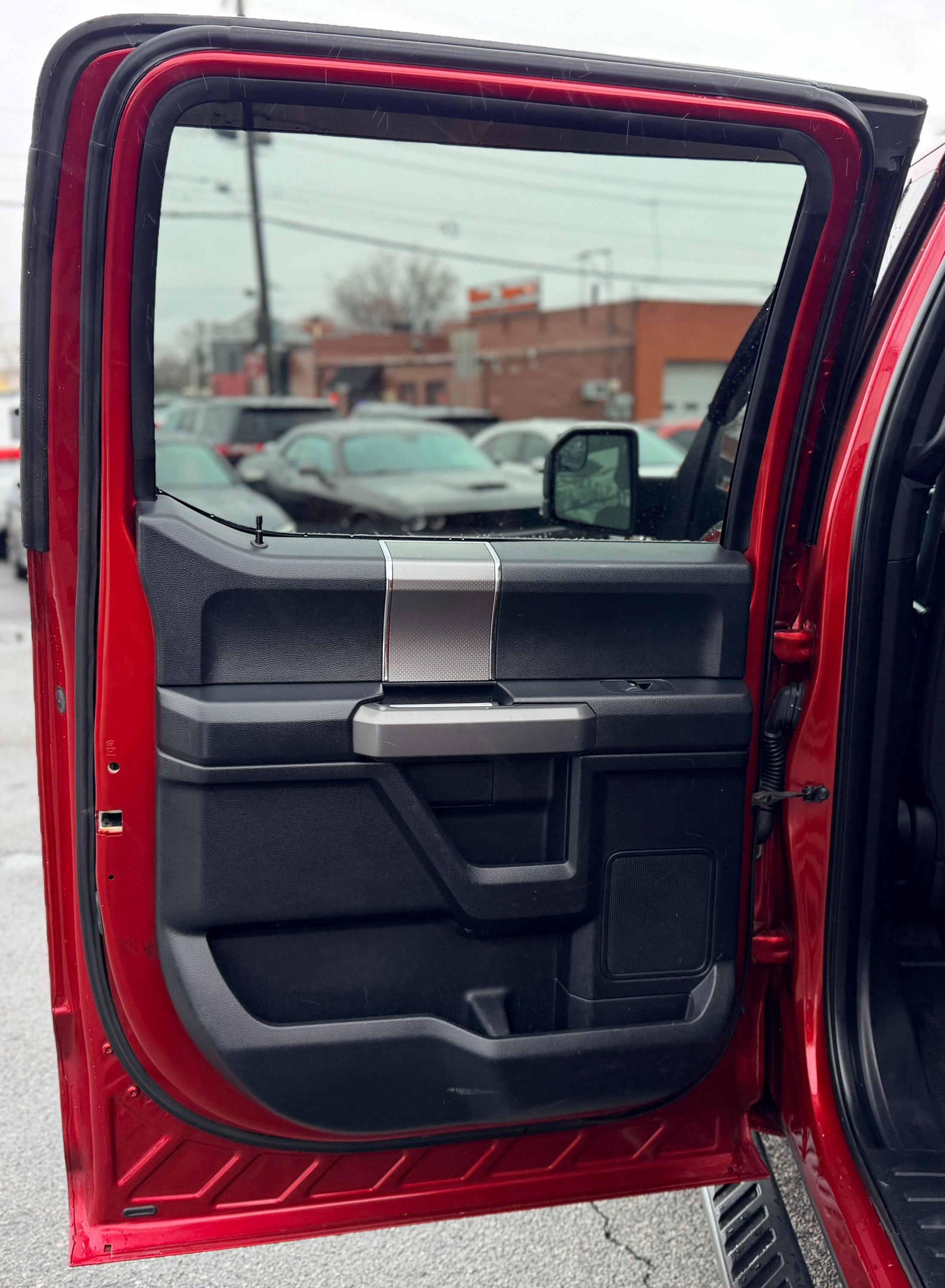 Used 2016 Ford F150 XLT w/ Equipment Group 301A Mid image 22