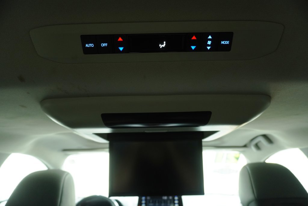 Used 2021 Toyota Sienna XLE w/ XLE Plus Package AWD/4WD image 31