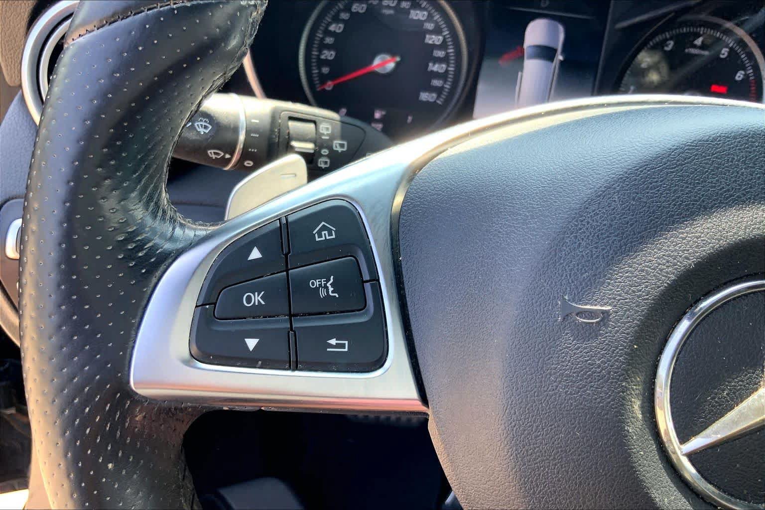 Used 2019 Mercedes-Benz GLC 300 image 23