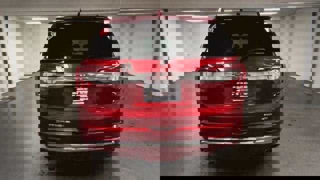 Certified 2021 GMC Acadia Denali w/ Denali Ultimate Package image 7