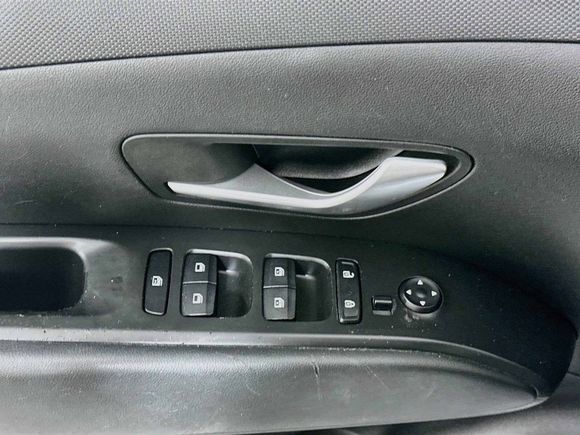 Used 2022 Hyundai Tucson SEL FWD image 15