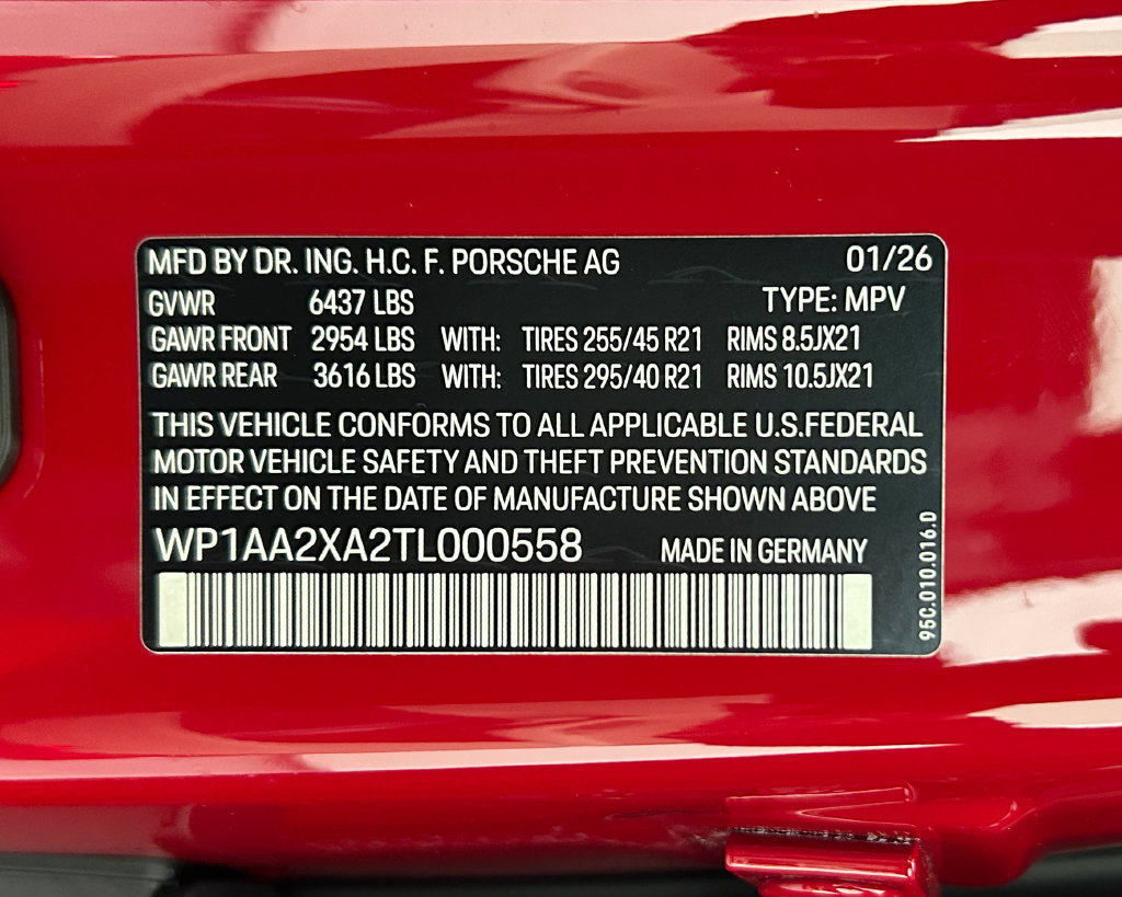 New 2026 Porsche Macan 4 Electric AWD/4WD image 31