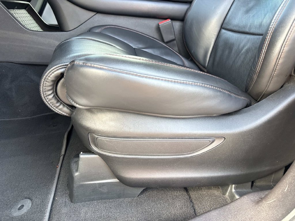 Used 2023 Lincoln Aviator Reserve w/ Equipment Group 201A RWD image 21