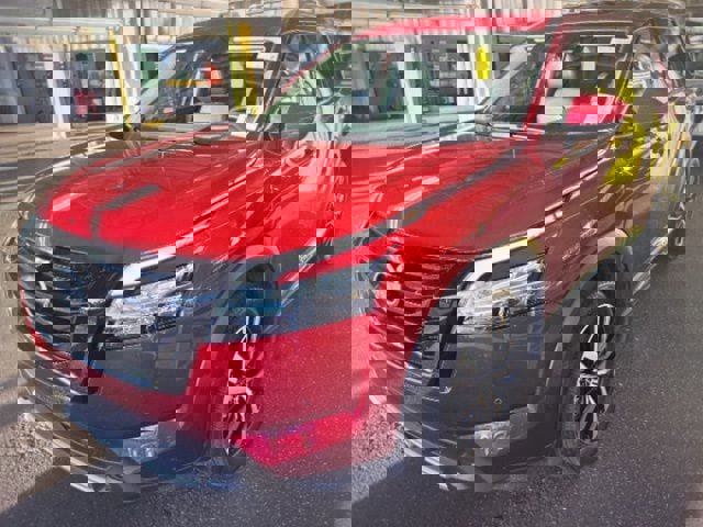 Certified 2024 Nissan Pathfinder Platinum w/ Black Appearance Package image 3