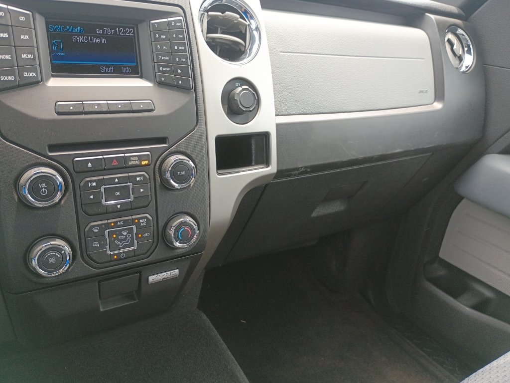 Used 2013 Ford F150 XLT w/ Mid Equipment Group RWD image 24