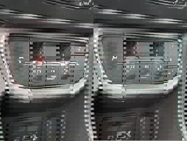 Used 2023 GMC Terrain AT4 w/ Tech Package image 21