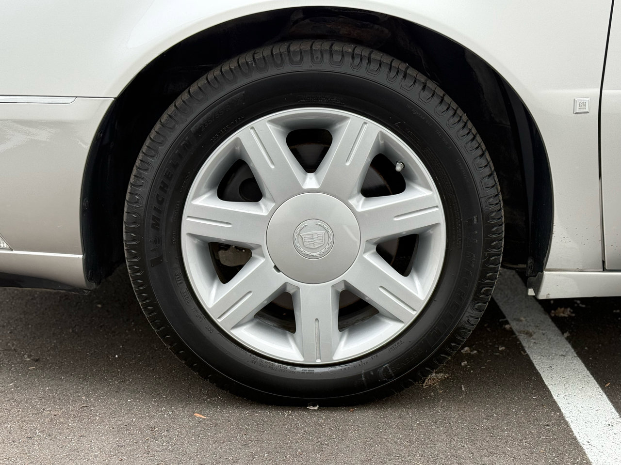 Used 2006 Cadillac DTS image 13