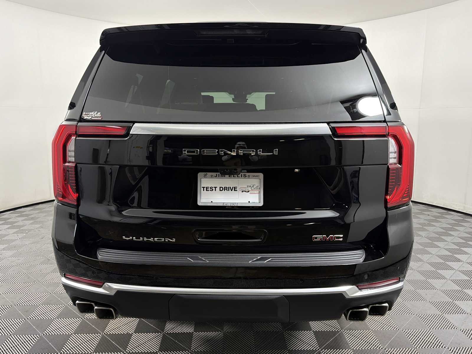 New 2026 GMC Yukon XL Denali w/ Denali Reserve Package AWD/4WD image 5