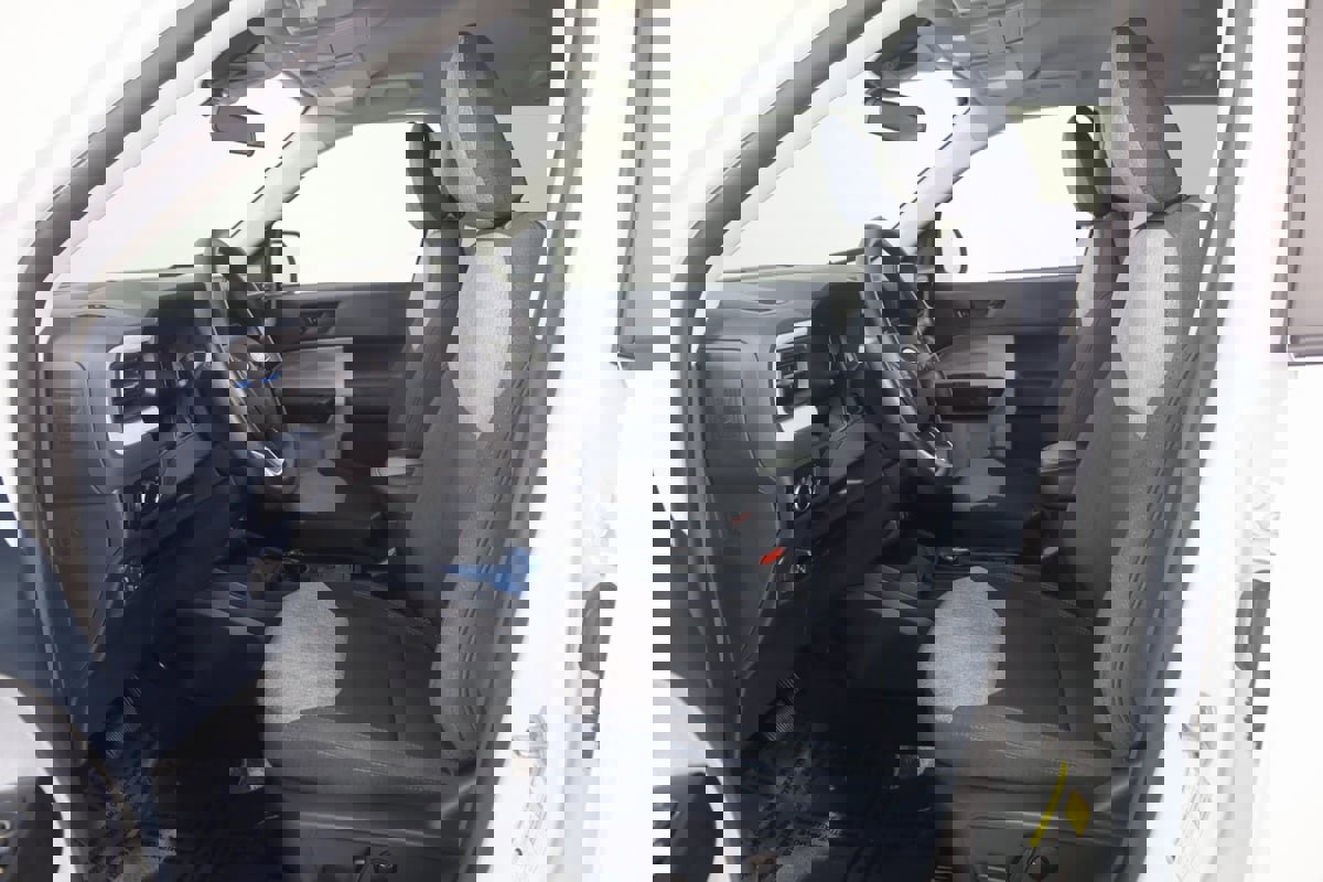 Used 2025 Ford Maverick XLT w/ 4K Tow Package image 9