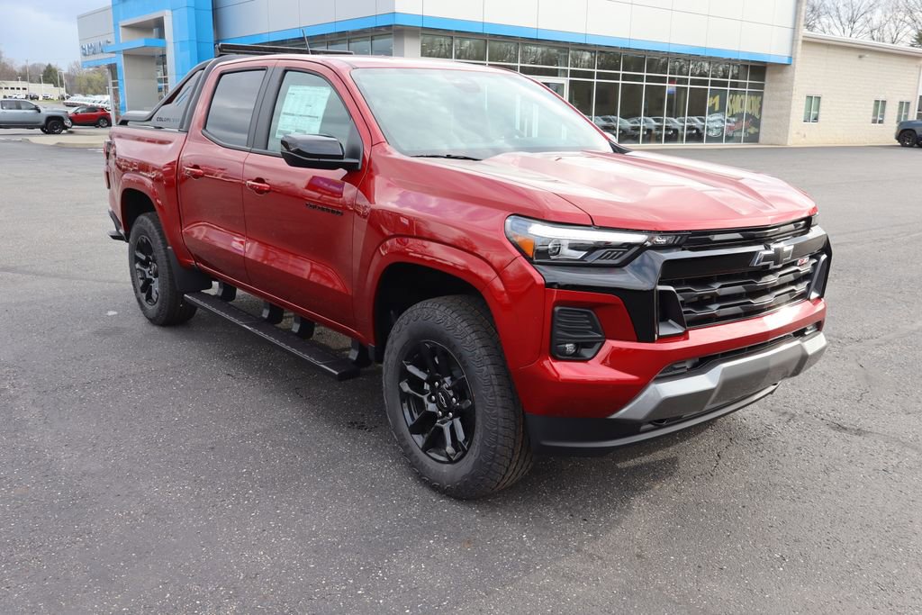 New 2026 Chevrolet Colorado Z71 w/ Midnight Edition AWD/4WD image 2