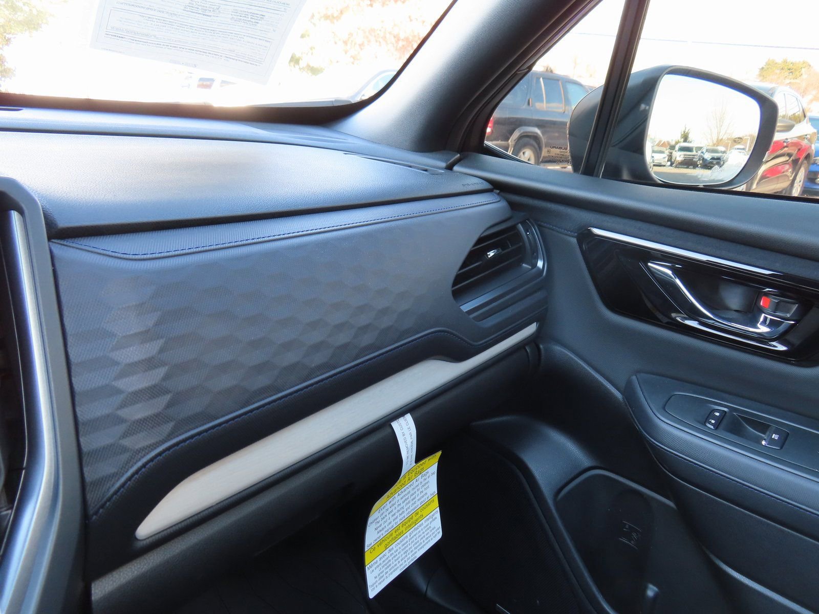 Used 2025 Subaru Forester Limited w/ Popular Package image 22