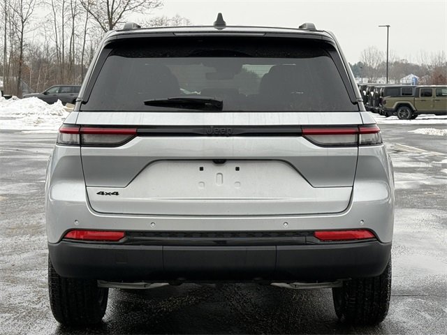 New 2025 Jeep Grand Cherokee Limited w/ Trailer Tow Package image 42