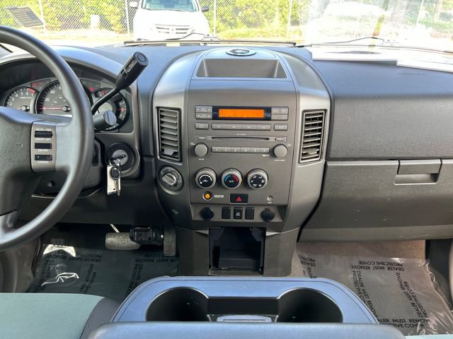 Used 2005 Nissan Titan XE w/ (W02) Preferred Pkg AWD/4WD image 19