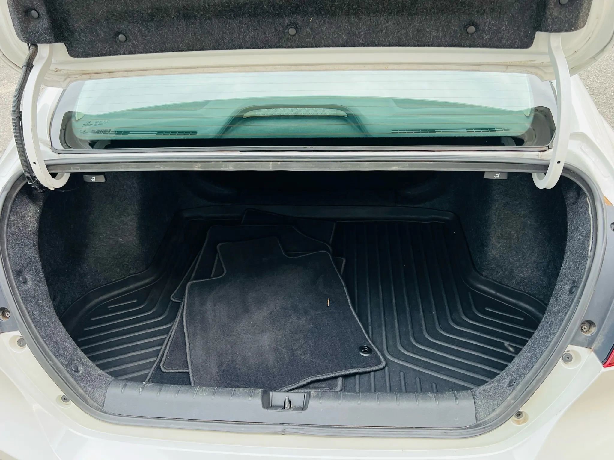 Used 2021 Honda Insight EX image 11