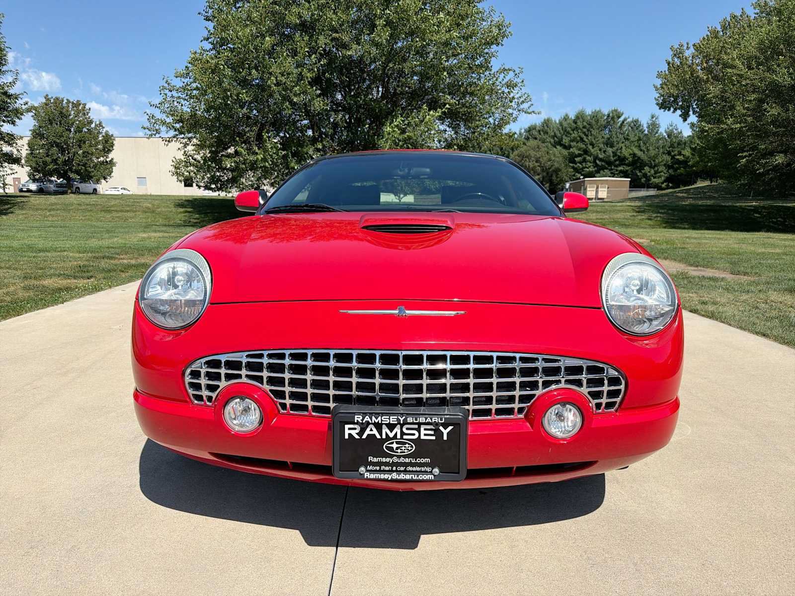 Used 2002 Ford Thunderbird RWD image 9