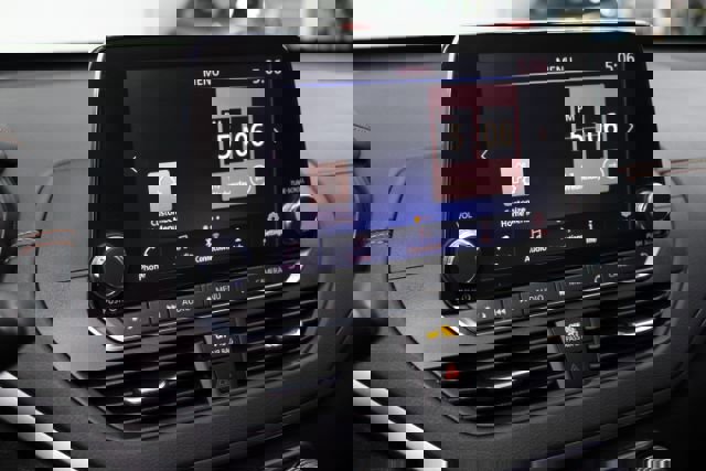 Used 2020 Nissan Altima 2.5 SR w/ Premium Package image 16