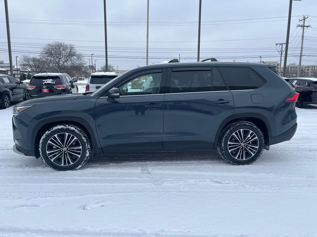 Certified 2024 Toyota Grand Highlander AWD Hybrid image 2