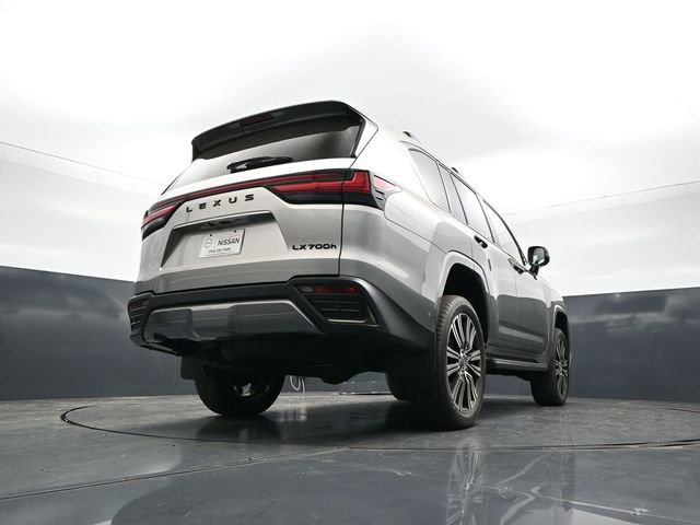 Used 2025 Lexus LX 700h Luxury w/ Appearance Package AWD/4WD image 30