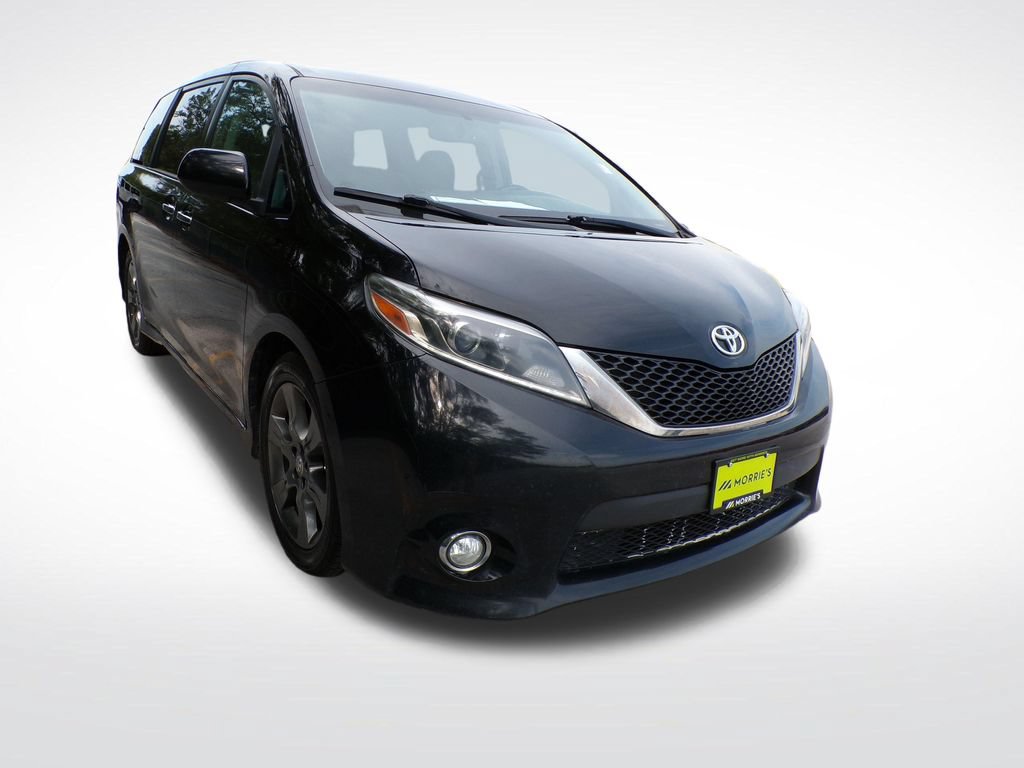Used 2016 Toyota Sienna SE FWD image 9
