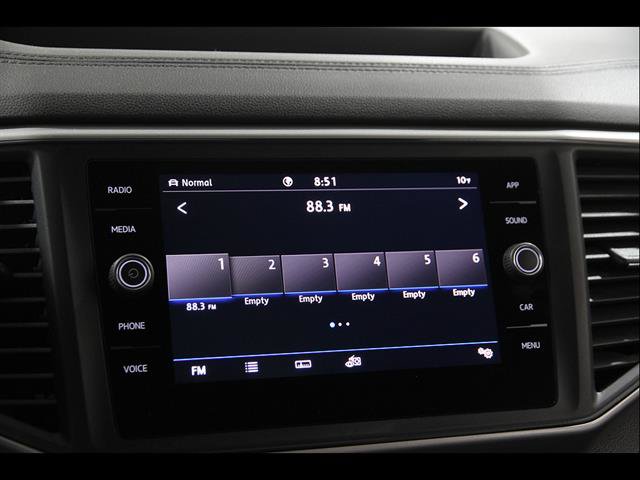 Certified 2020 Volkswagen Atlas Cross Sport SE AWD/4WD image 10